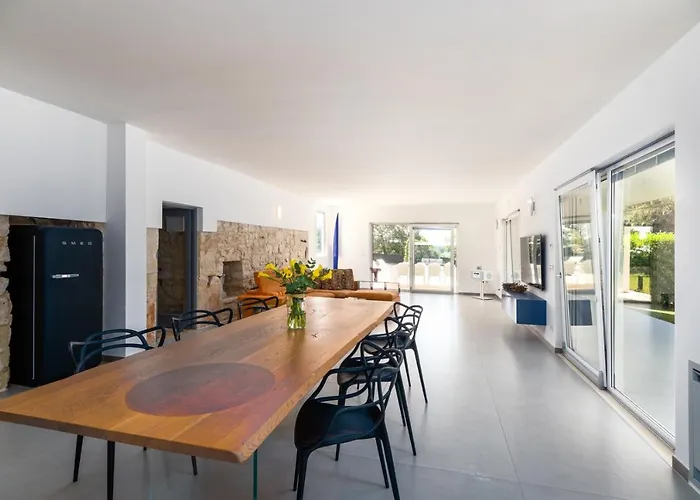 Helloapulia - Design Trulli Sampaolo With Private Pool - Heated On Request - Pet Friendly Villa